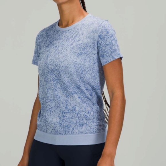 Lululemon Swiftly Breeze Short Sleeve Size 10 - Picture 1 of 4